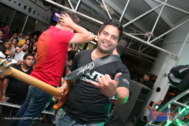 Balada: Fotos de Sexta na Plataforma do Choop na Cidade do Automovel - DF