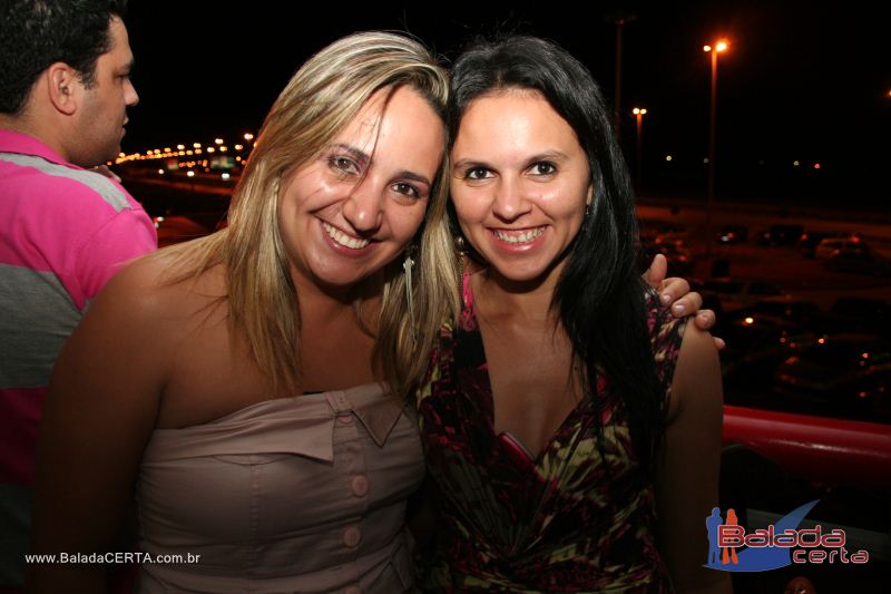 Balada: Fotos de Sexta na Plataforma do Choop na Cidade do Automovel - DF