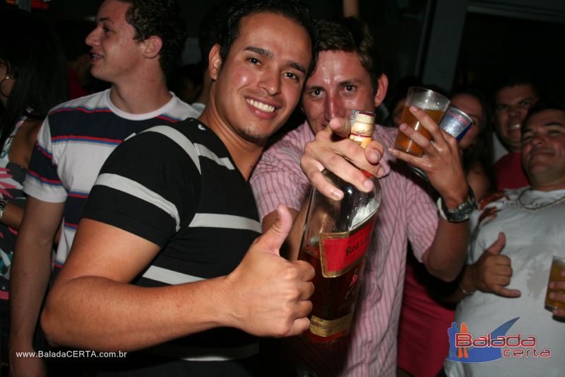 Balada: Fotos de Sexta na Plataforma do Choop na Cidade do Automovel - DF
