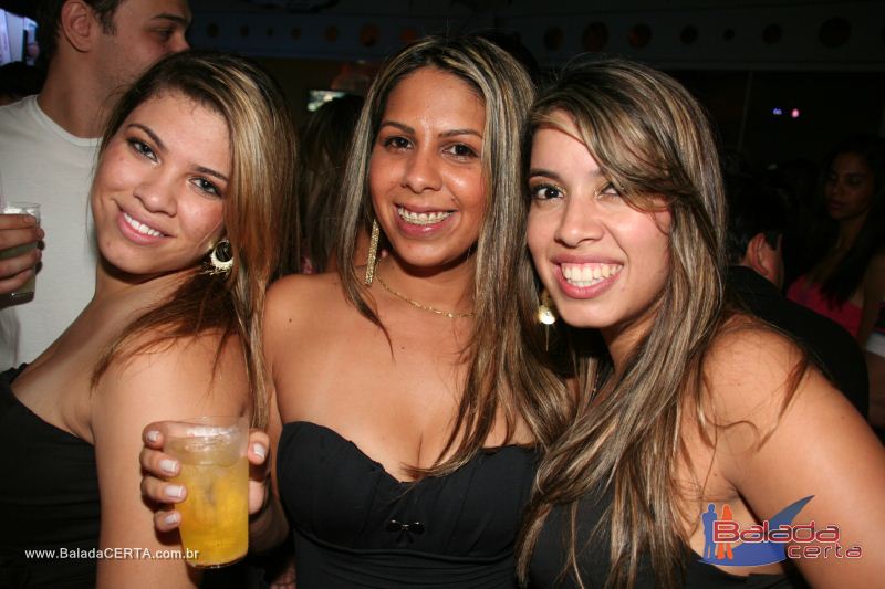 Balada: Fotos de Sexta na Plataforma do Choop na Cidade do Automovel - DF