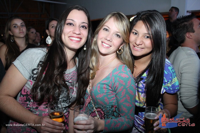 Balada: Fotos de Sexta na Plataforma do Choop na Cidade do Automovel - DF