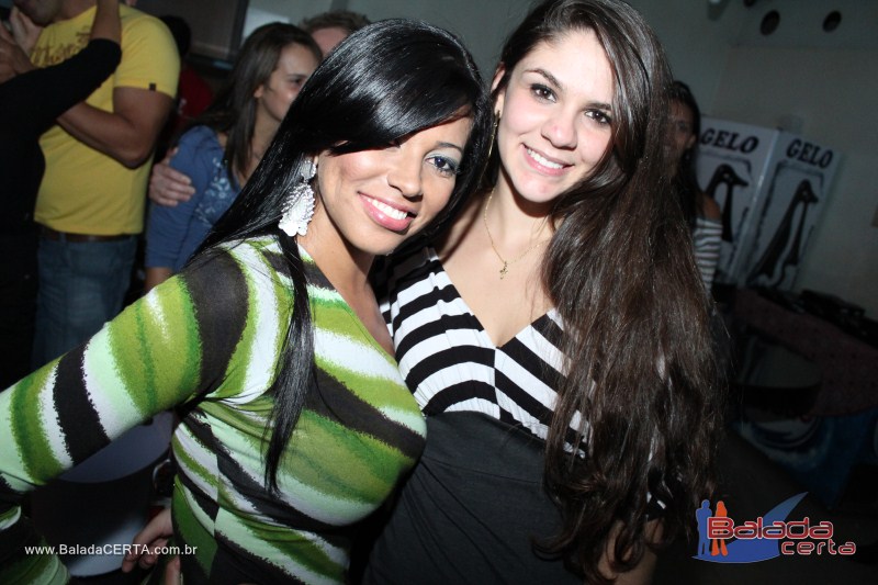 Balada: Fotos de Sexta na Plataforma do Choop na Cidade do Automovel - DF