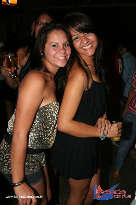 Balada: Fotos de Sexta na Plataforma do Choop na Cidade do Automovel - DF