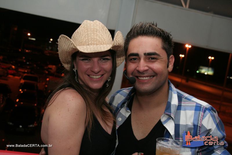 Balada: Fotos de Sexta na Plataforma do Choop na Cidade do Automovel - DF
