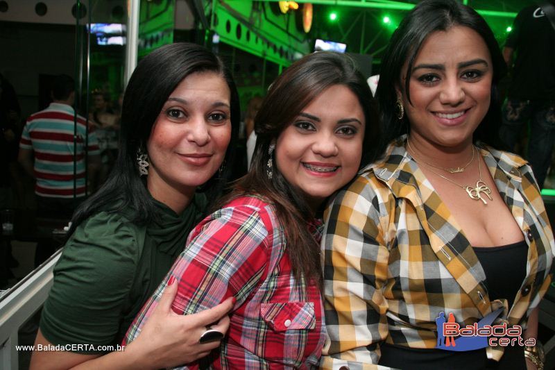 Balada: Fotos de Sexta na Plataforma do Choop na Cidade do Automovel - DF