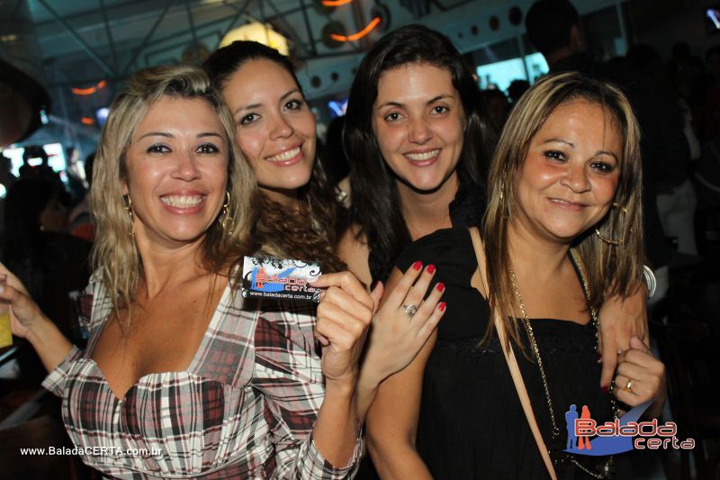 Balada: Fotos de Sexta na Plataforma do Choop na Cidade do Automovel - DF