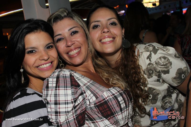 Balada: Fotos de Sexta na Plataforma do Choop na Cidade do Automovel - DF