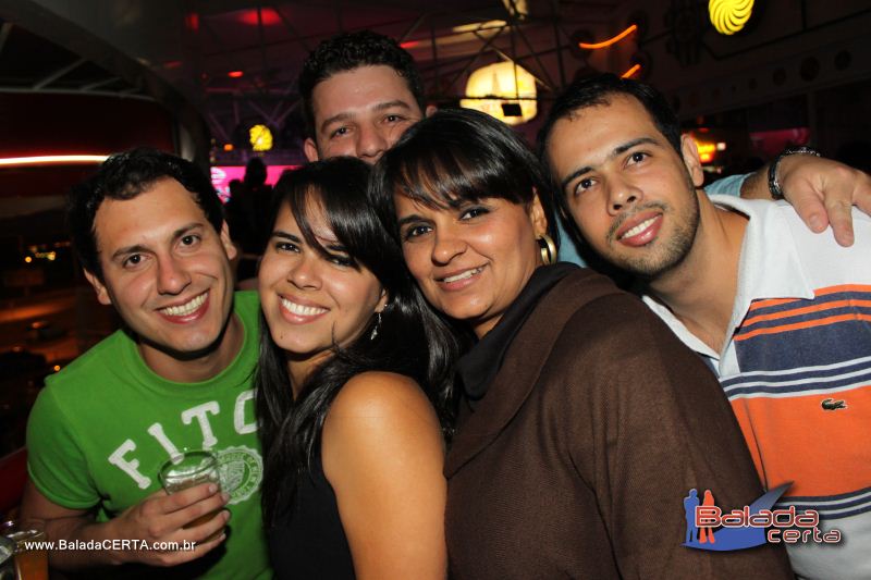 Balada: Fotos de Sexta na Plataforma do Choop na Cidade do Automovel - DF