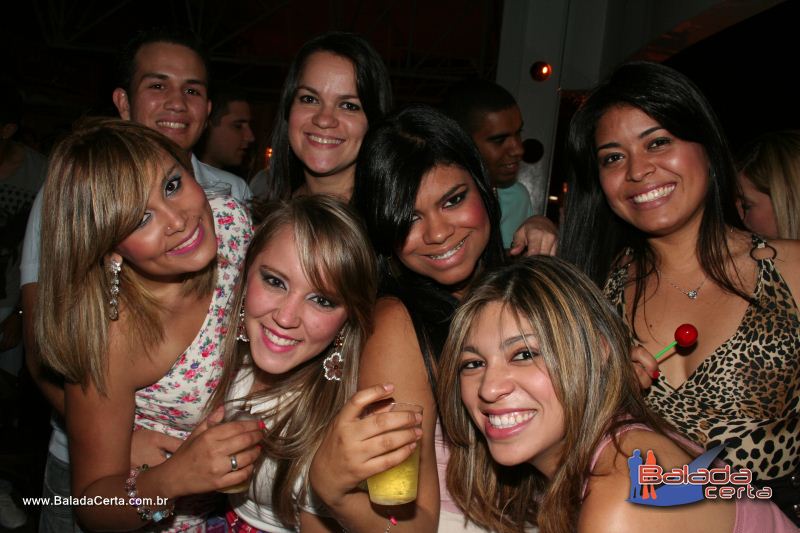 Balada: Fotos de Sexta na Plataforma do Choop na Cidade do Automovel - DF