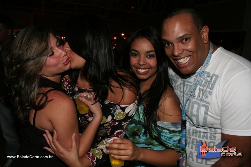 Balada: Fotos de Sexta na Plataforma do Choop na Cidade do Automovel - DF