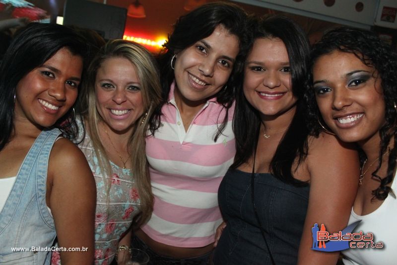 Balada: Fotos de Sexta na Plataforma do Choop na Cidade do Automovel - DF