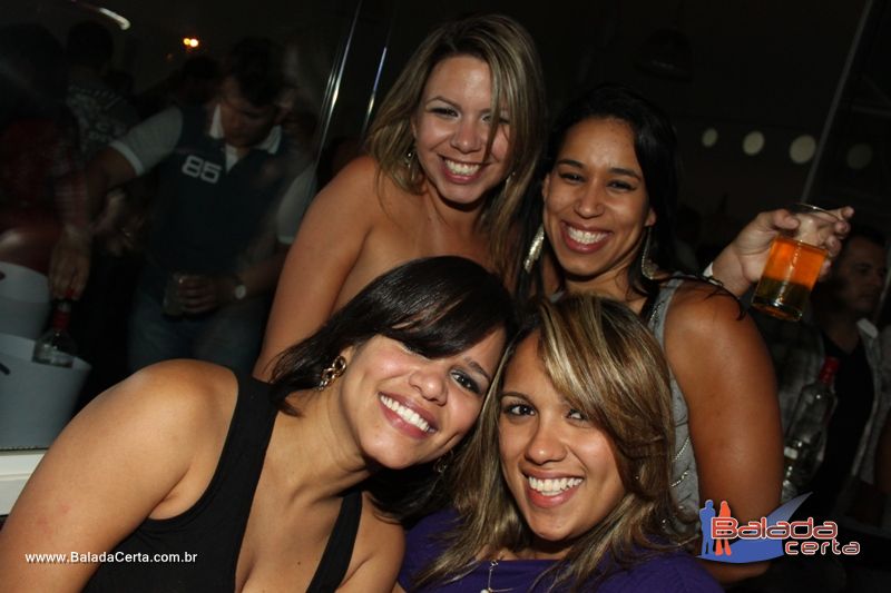 Balada: Fotos de Sexta na Plataforma do Choop na Cidade do Automovel - DF