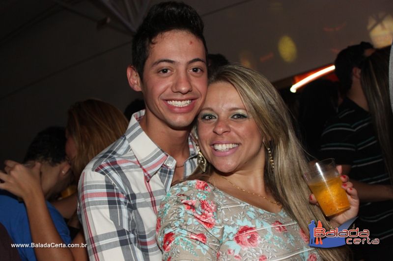 Balada: Fotos de Sexta na Plataforma do Choop na Cidade do Automovel - DF