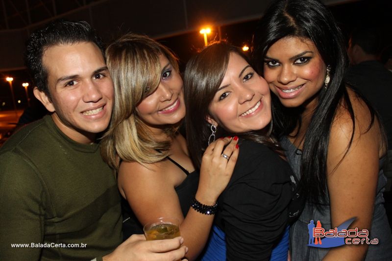 Balada: Fotos de Sexta na Plataforma do Choop na Cidade do Automovel - DF