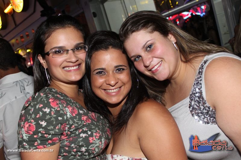 Balada: Fotos de Sexta na Plataforma do Choop na Cidade do Automovel - DF