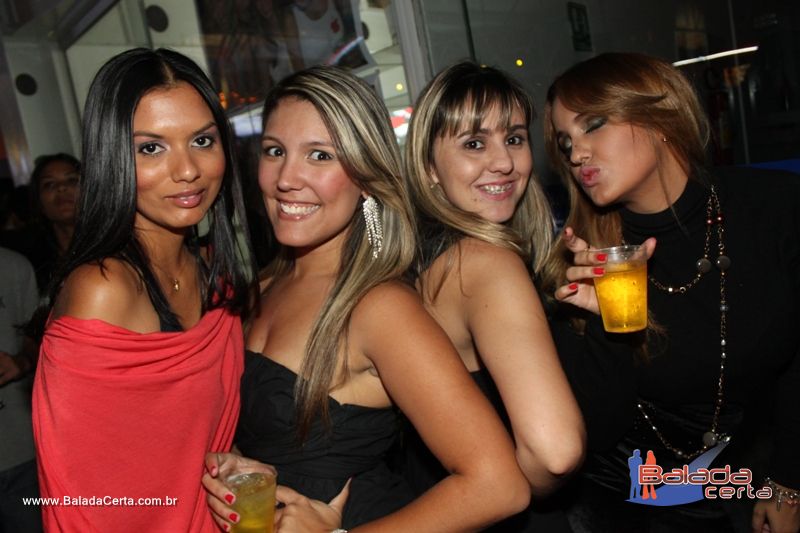 Balada: Fotos de Sexta na Plataforma do Choop na Cidade do Automovel - DF