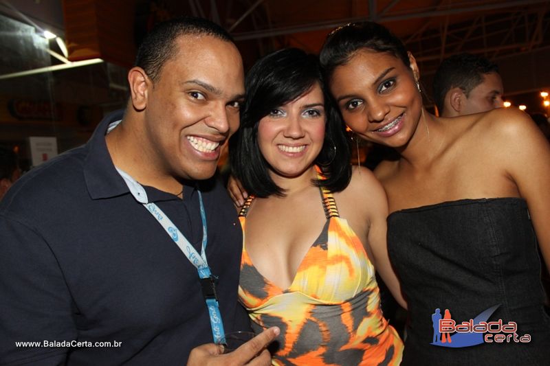 Balada: Fotos de Sexta na Plataforma do Choop na Cidade do Automovel - DF