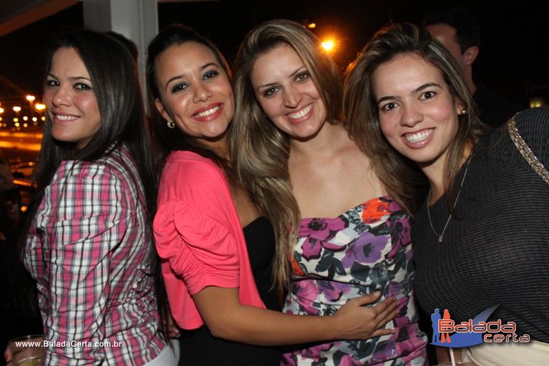 Balada: Fotos de Sexta na Plataforma do Choop na Cidade do Automovel - DF