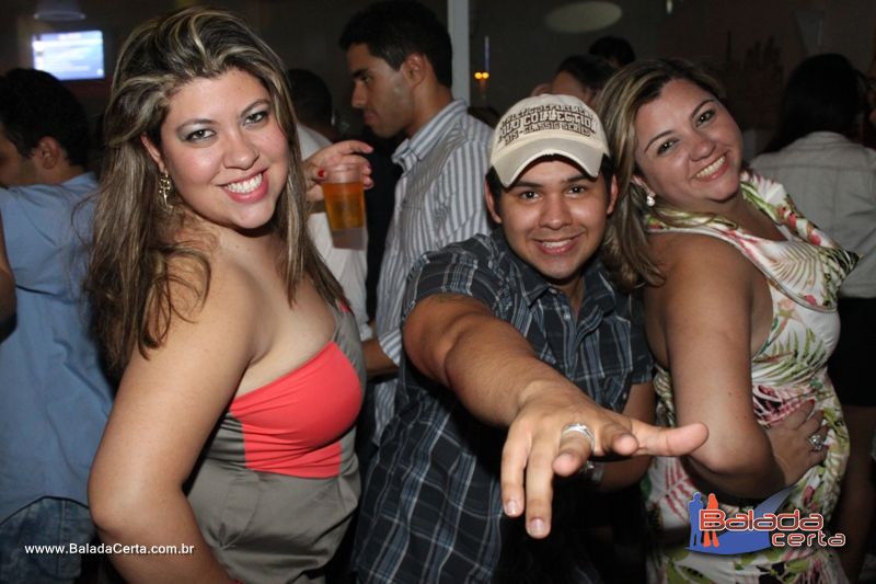 Balada: Fotos de Sexta na Plataforma do Choop na Cidade do Automovel - DF