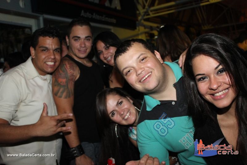 Balada: Fotos de Sexta na Plataforma do Choop na Cidade do Automovel - DF