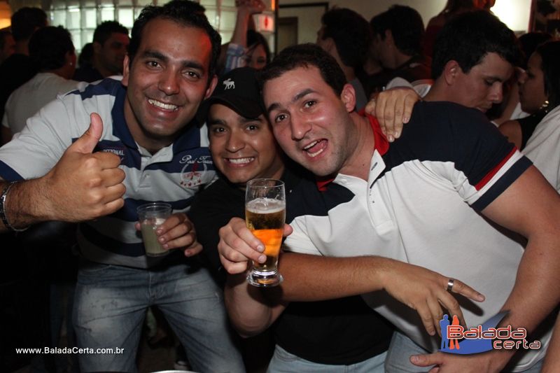 Balada: Fotos de Sexta na Plataforma do Choop na Cidade do Automovel - DF