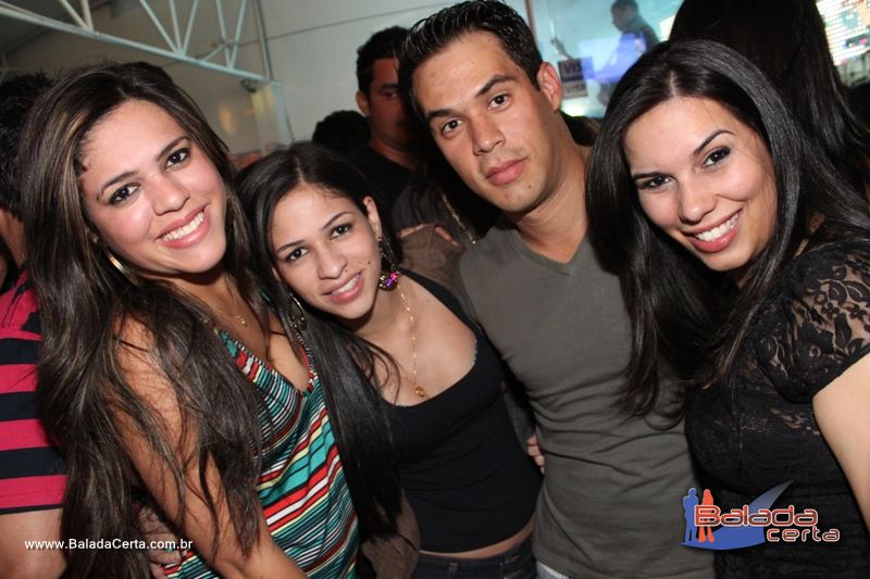 Balada: Fotos de Sexta na Plataforma do Choop na Cidade do Automovel - DF