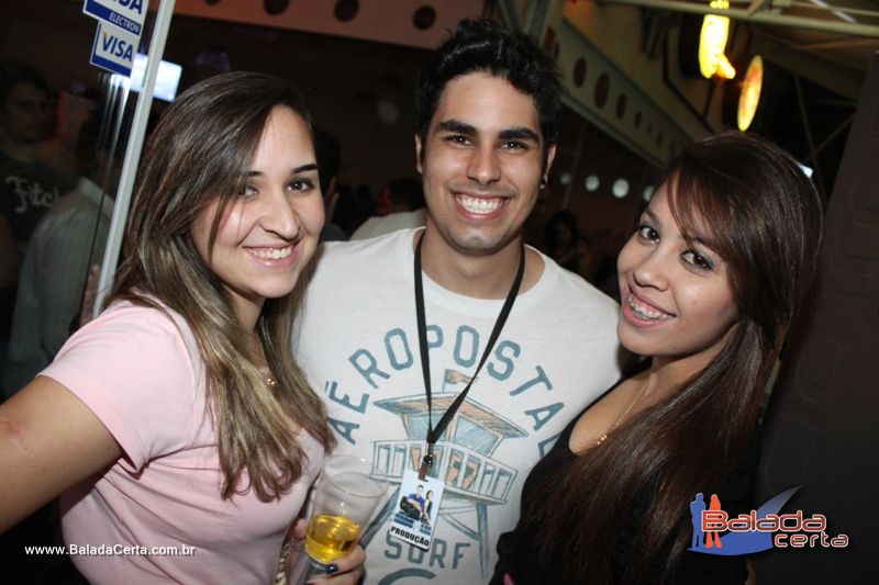 Balada: Fotos de Sexta na Plataforma do Choop na Cidade do Automovel - DF