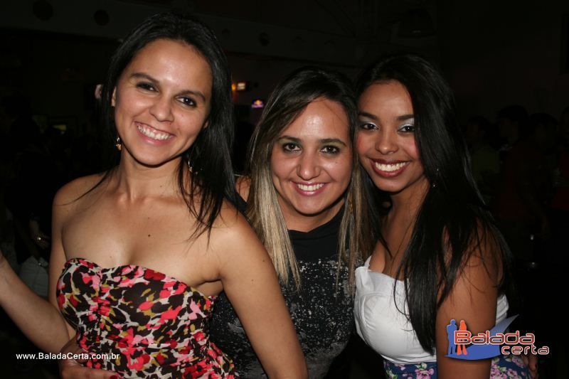 Balada: Fotos de Sexta na Plataforma do Choop na Cidade do Automovel - DF