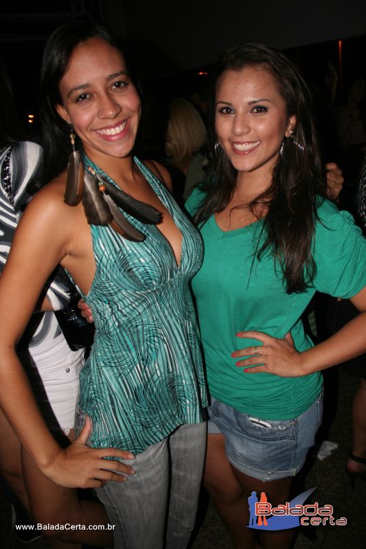 Balada: Fotos de Sexta na Plataforma do Choop na Cidade do Automovel - DF