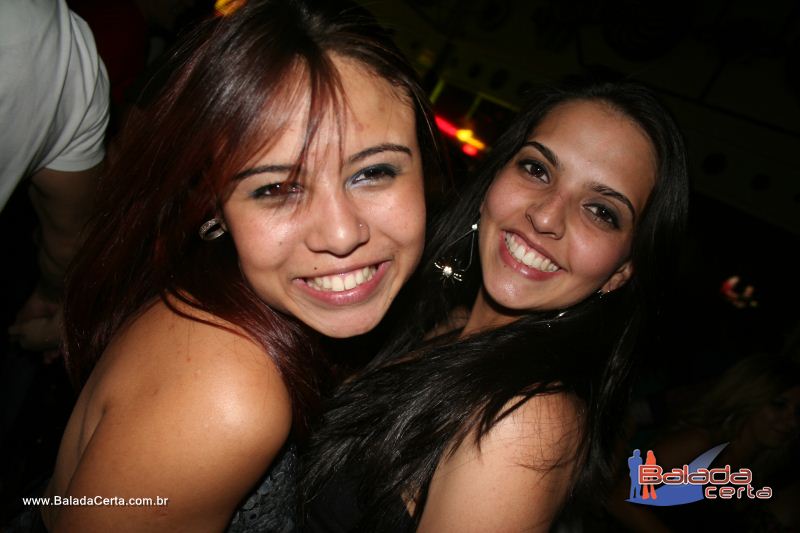 Balada: Fotos de Sexta na Plataforma do Choop na Cidade do Automovel - DF