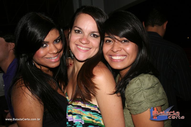 Balada: Fotos de Sexta na Plataforma do Choop na Cidade do Automovel - DF