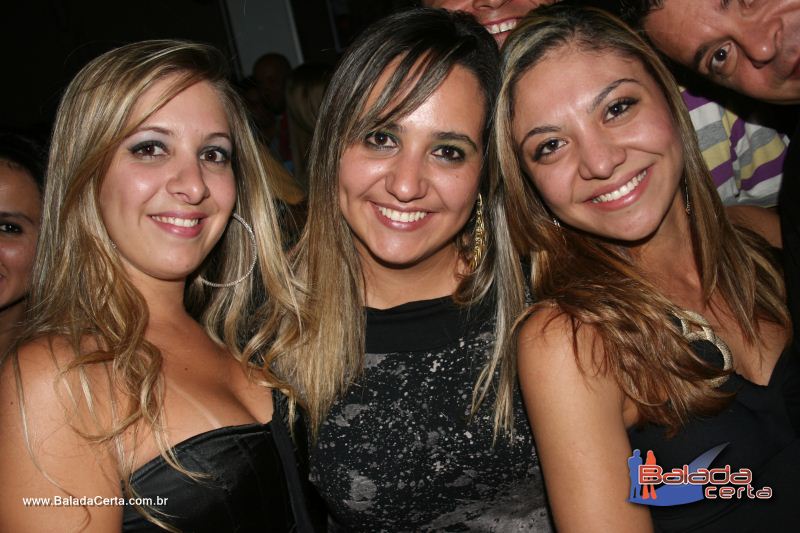 Balada: Fotos de Sexta na Plataforma do Choop na Cidade do Automovel - DF