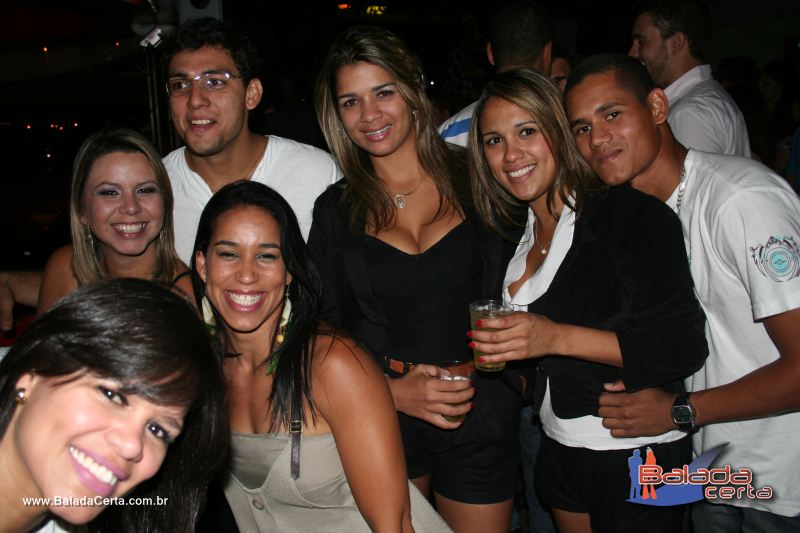 Balada: Fotos de Sexta na Plataforma do Choop na Cidade do Automovel - DF