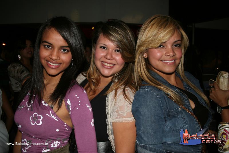 Balada: Fotos de Sexta na Plataforma do Choop na Cidade do Automovel - DF