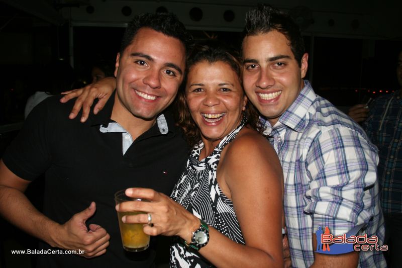 Balada: Fotos de Sexta na Plataforma do Choop na Cidade do Automovel - DF