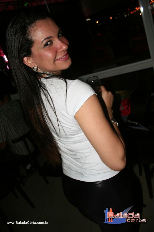 Balada: Fotos de Sexta na Plataforma do Choop na Cidade do Automovel - DF