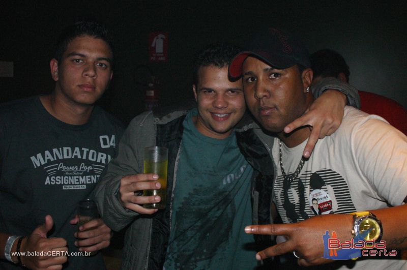 Balada: Fotos de Sexta na Dan Heaven em �guas Claras - DF