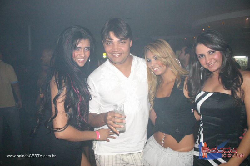 Balada: Fotos de Sexta na Dan Heaven em �guas Claras - DF