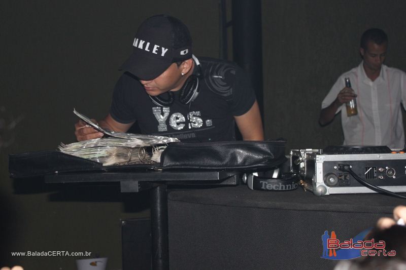 Balada: Mr. Catra na Dan Heaven em �guas Claras - DF