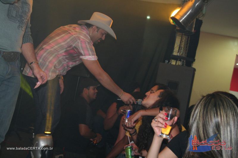 Balada: Fotos de s�bado no Canec�o no Gama - DF