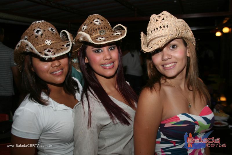 Balada: Fotos de ter�a no Barril 66 em �guas Claras - DF