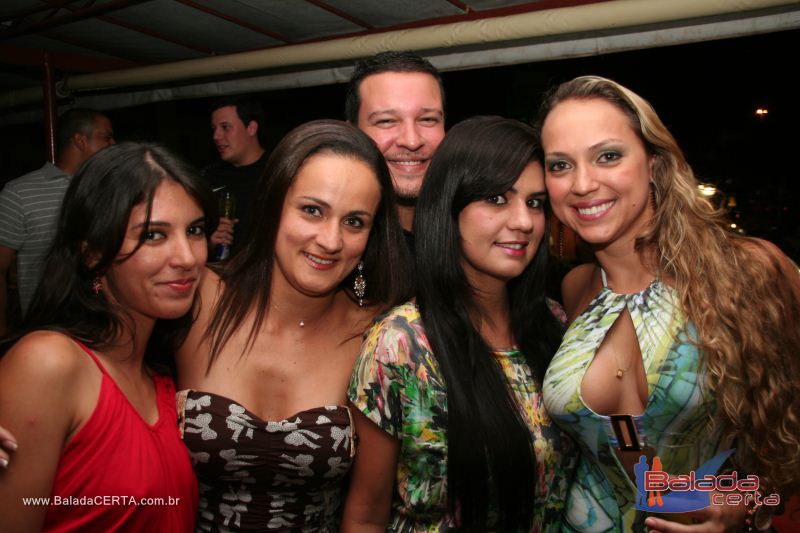 Balada: Fotos de ter�a no Barril 66 em �guas Claras - DF