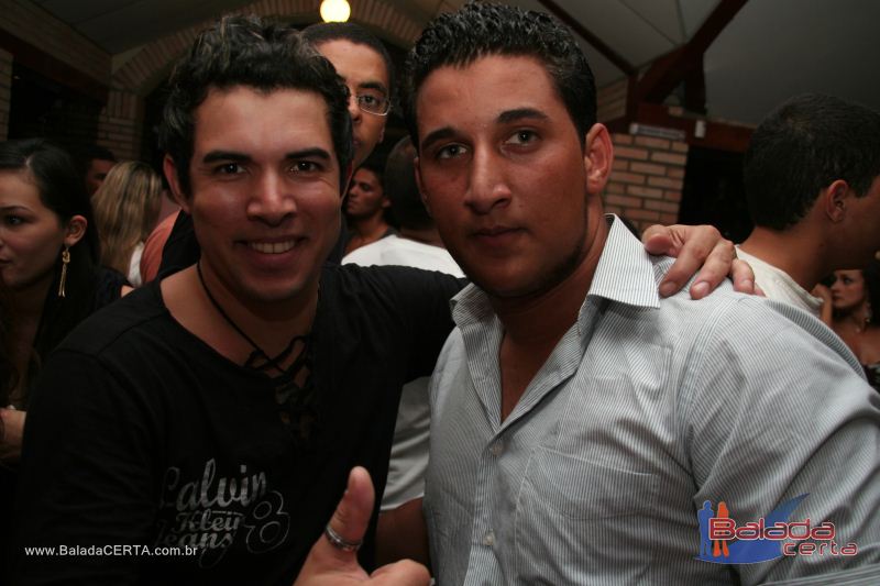 Balada: Fotos de ter�a no Barril 66 em �guas Claras - DF