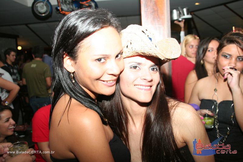 Balada: Fotos de ter�a no Barril 66 em �guas Claras - DF