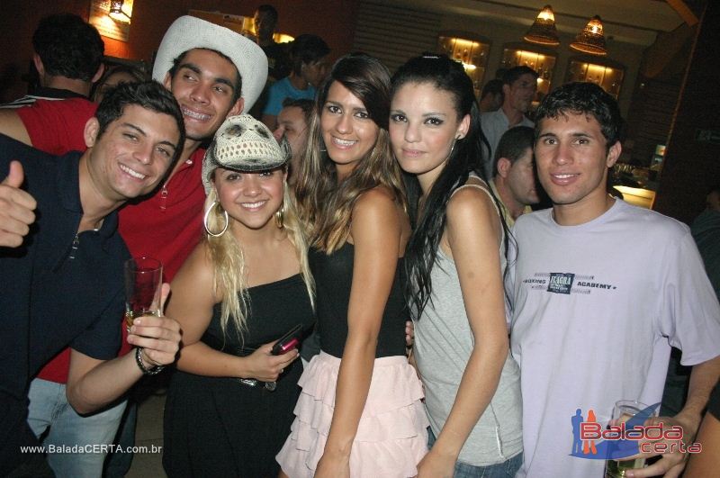 Balada: Fotos de sexta no Planeta Country em �guas Claras - DF