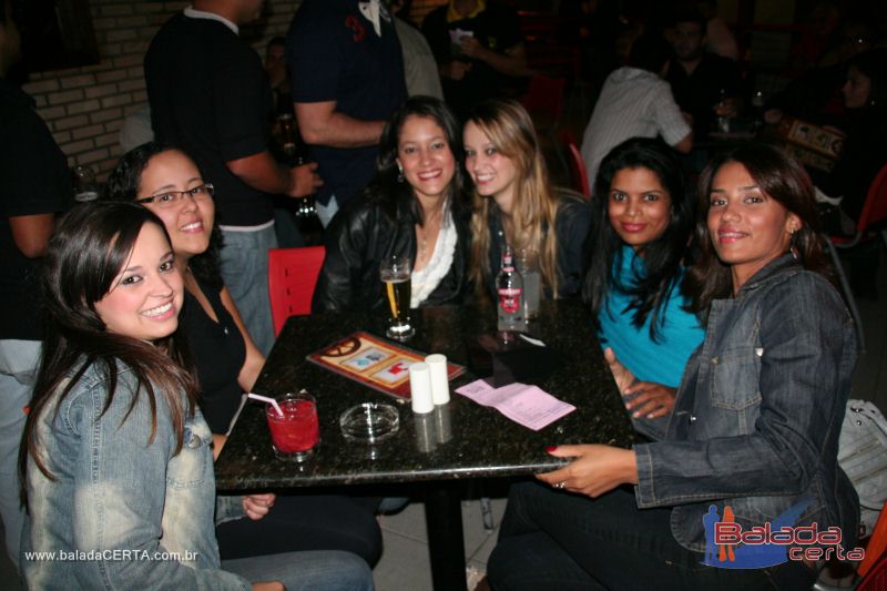 Balada: Fotos de sexta na Roda do Chopp no N�cleo Bandeirante - DF