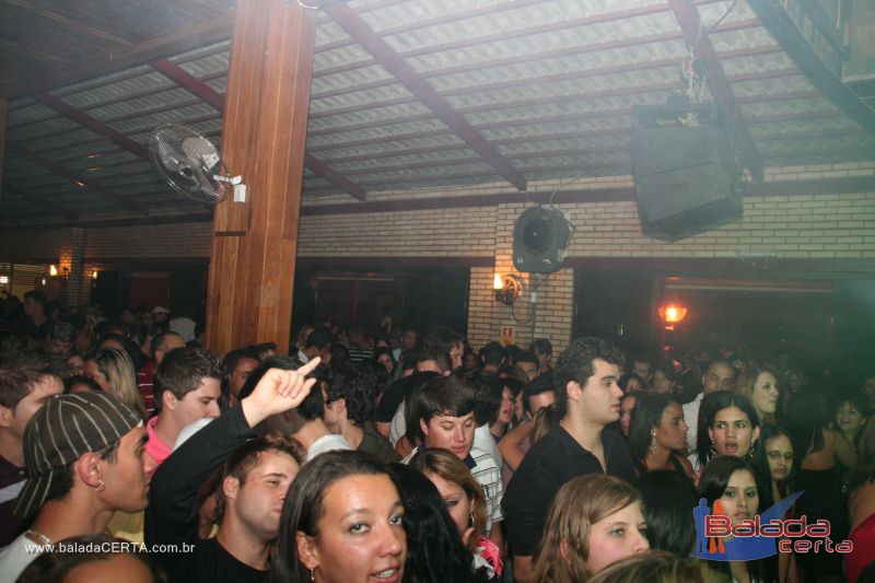 Balada: Fotos de s�bado na Roda do Chopp no N�cleo Bandeirante - DF