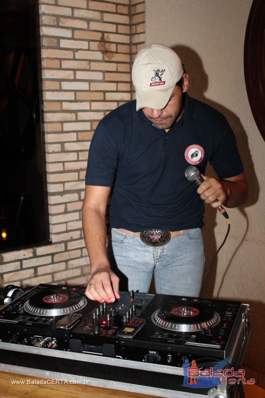 Balada: Fotos de quarta na Roda do Chopp no N�cleo Bandeirante - DF