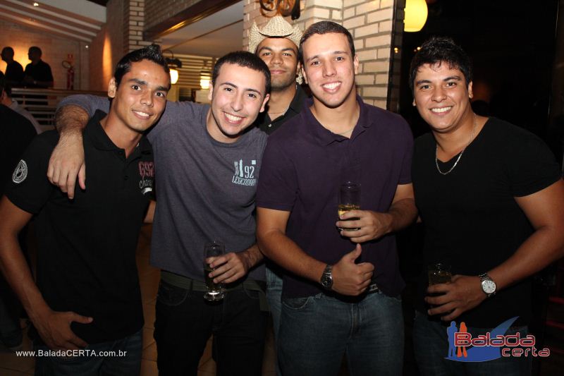 Balada: Fotos de quarta na Roda do Chopp no N�cleo Bandeirante - DF