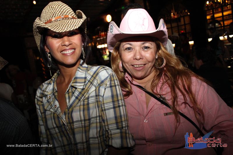 Balada: Fotos de quarta na Roda do Chopp no N�cleo Bandeirante - DF